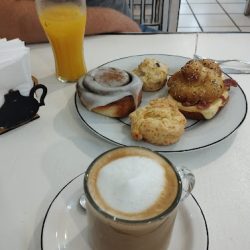 2D Cafe | Cakes & Brunch