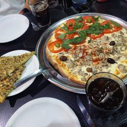 A La Piedra