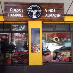 Almacén De Fiambres La 37
