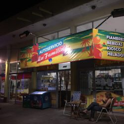 Autoservicio La Familia