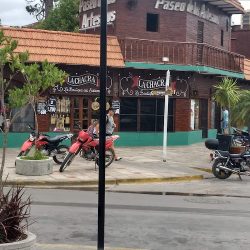 Carlitos El Rey Del Panqueque Y La Hamburguesa 104