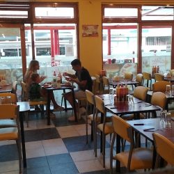 Carlitos El Rey Del Panqueque Y La Hamburguesa