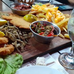 Isidoro: Restaurante Y Rotiseria