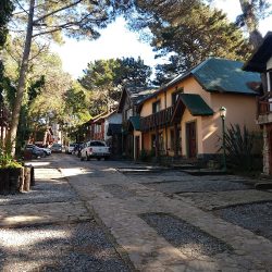 Los Abriles Carilo