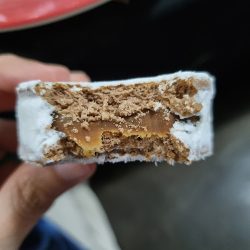 Petit Noir Alfajores