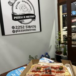 Pizza X Metro