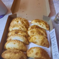 Pizzas Y Empanadas El Cheff