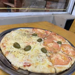 Pizzería Eluney's