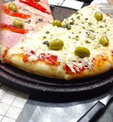 Pizzeria Las Golondrinas De Lomas