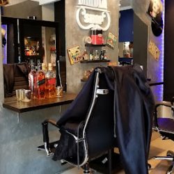 Silva's By Avalon Salon Unisex / Barberia