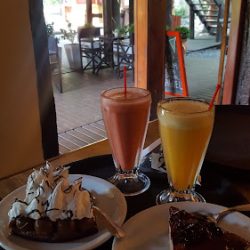 Tukson Bar & Grill