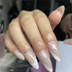 Uma Nails