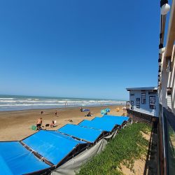 Zhen Club De Playa